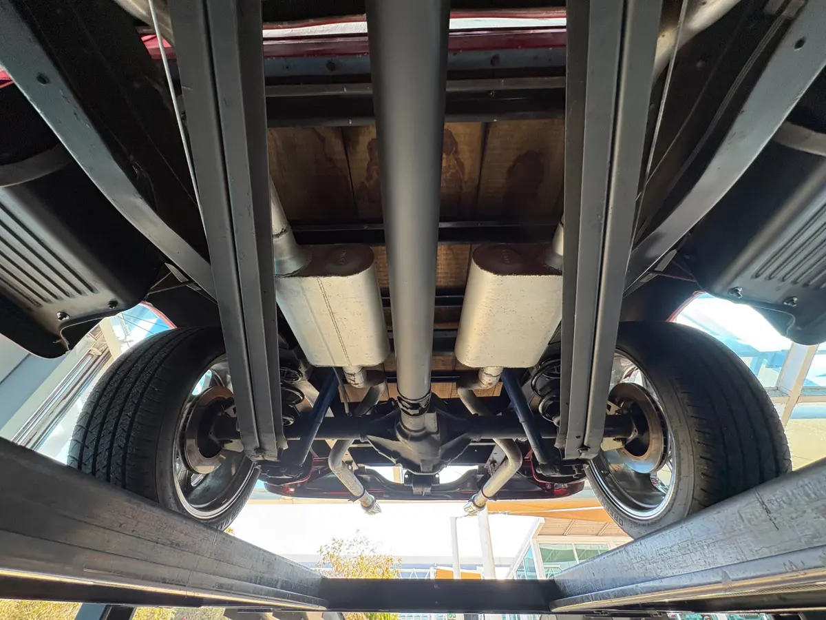 Vehicle photo 55