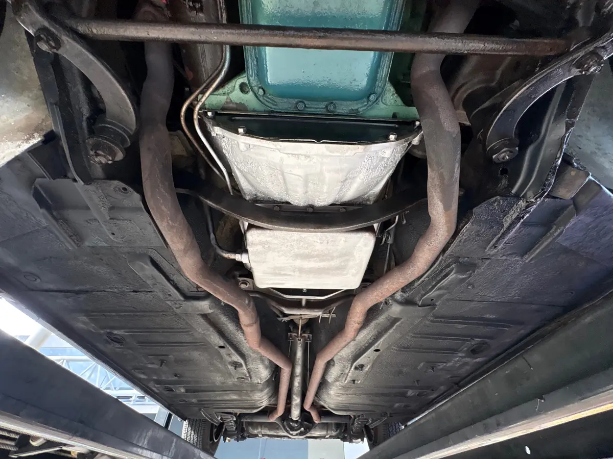 Vehicle photo 56