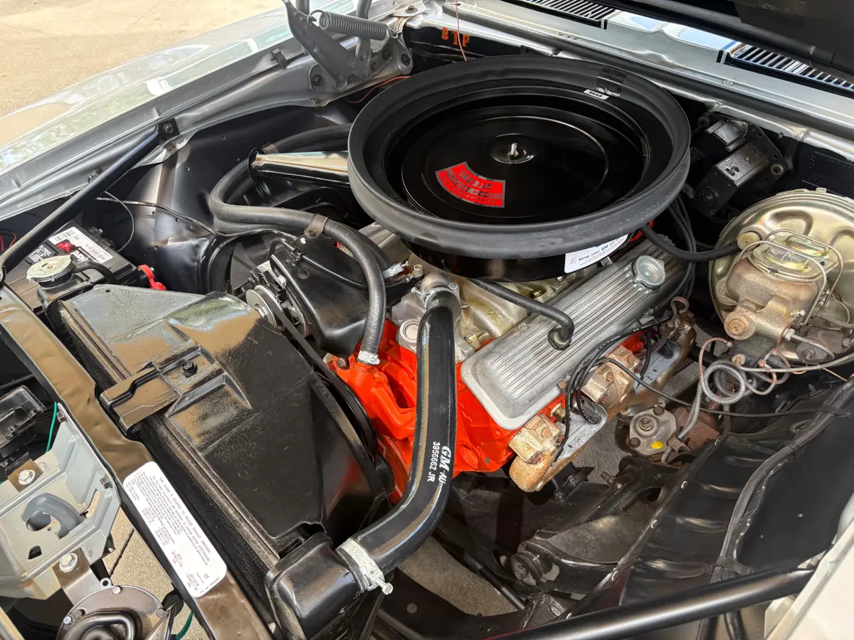 Vehicle photo 44