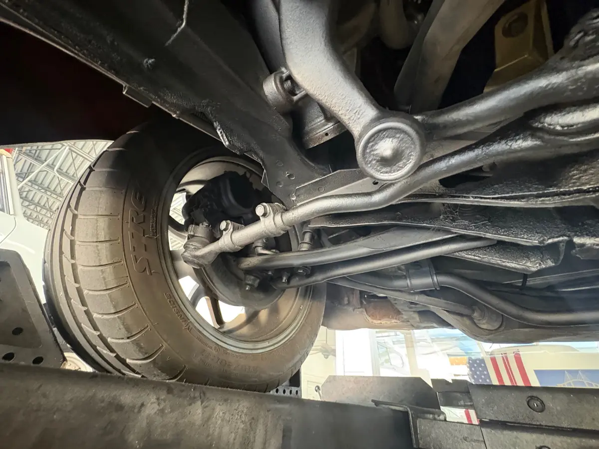 Vehicle photo 47