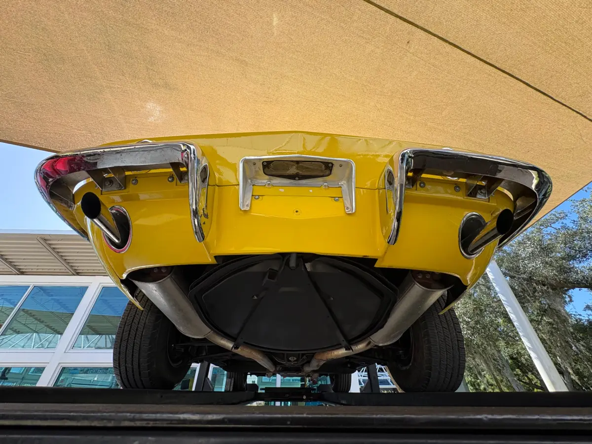 Vehicle photo 53