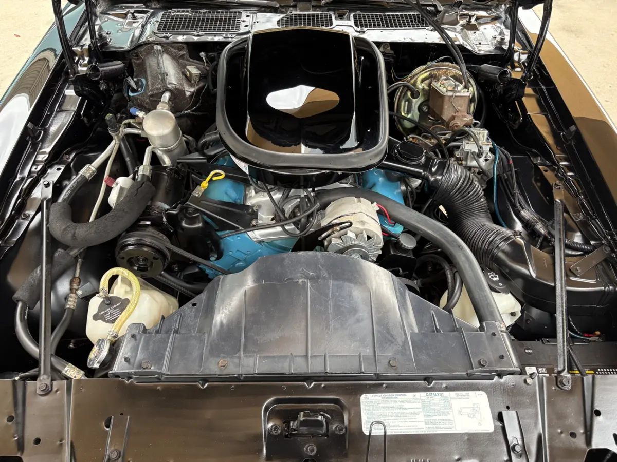 Vehicle photo 41