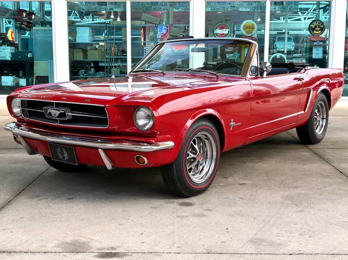 Vehicle photo 1