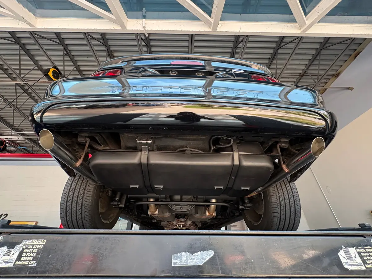 Vehicle photo 50