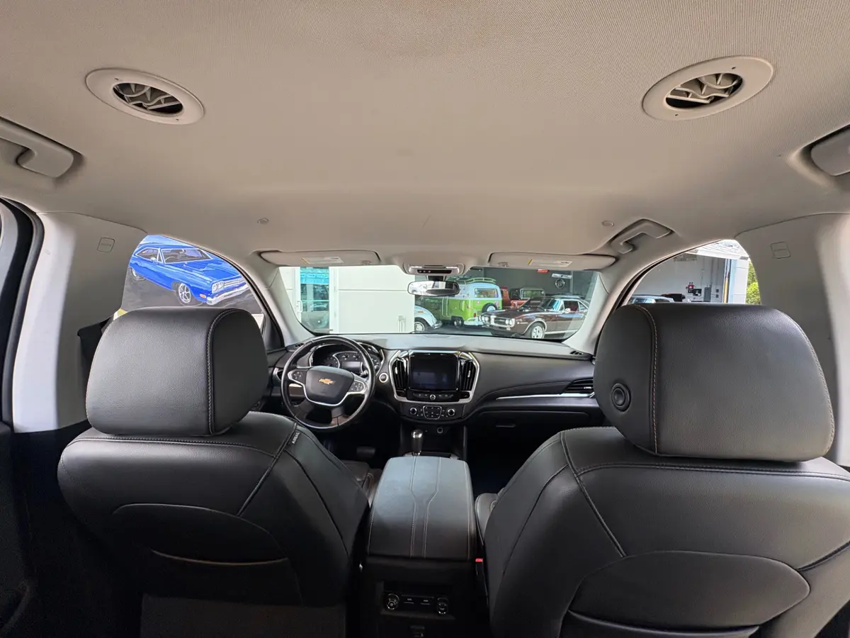 Vehicle photo 42