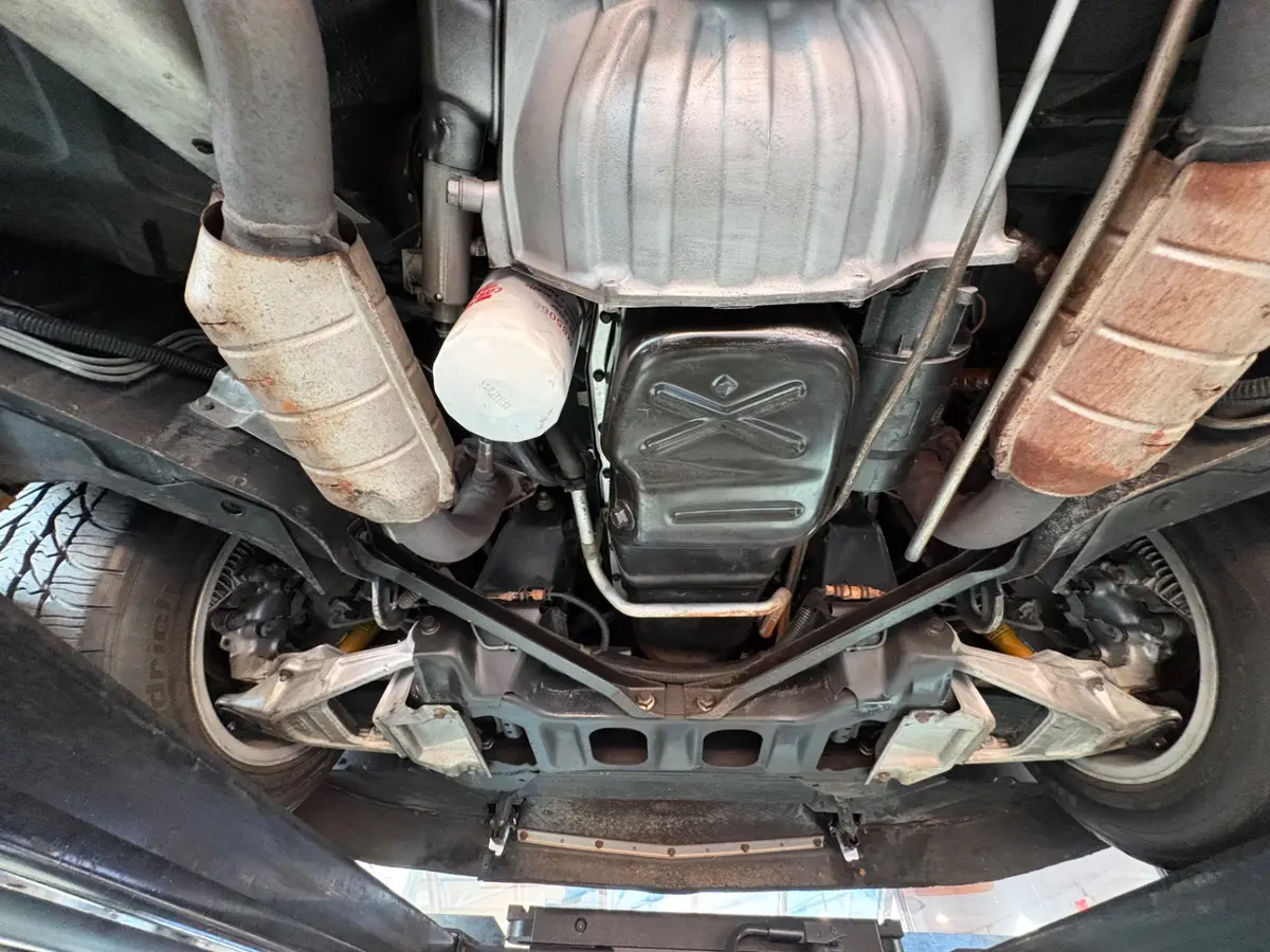 Vehicle photo 45