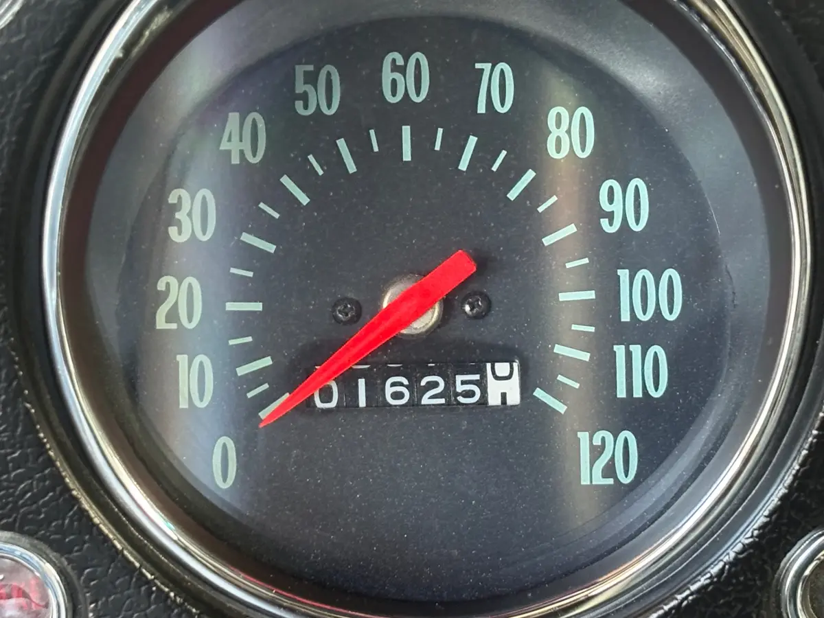 Vehicle photo 61