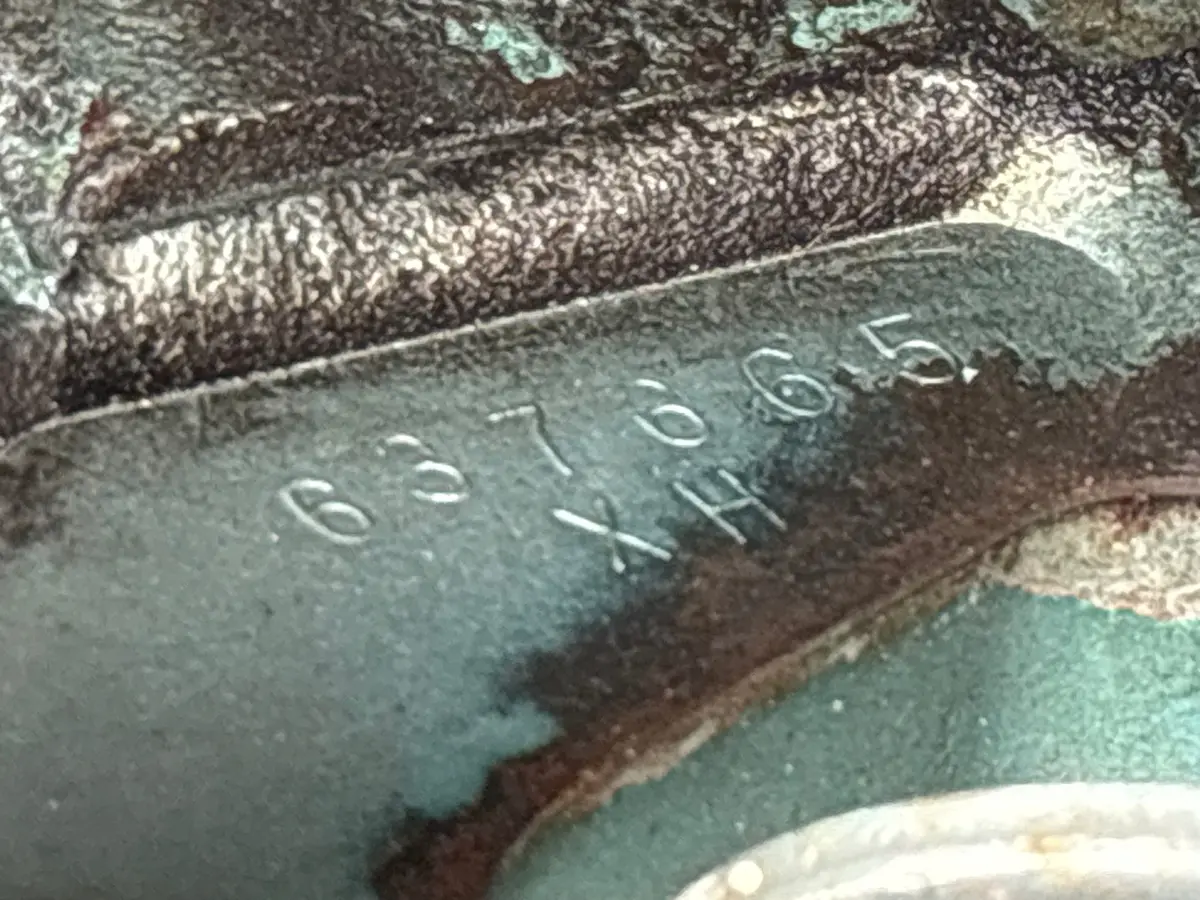 Vehicle photo 30