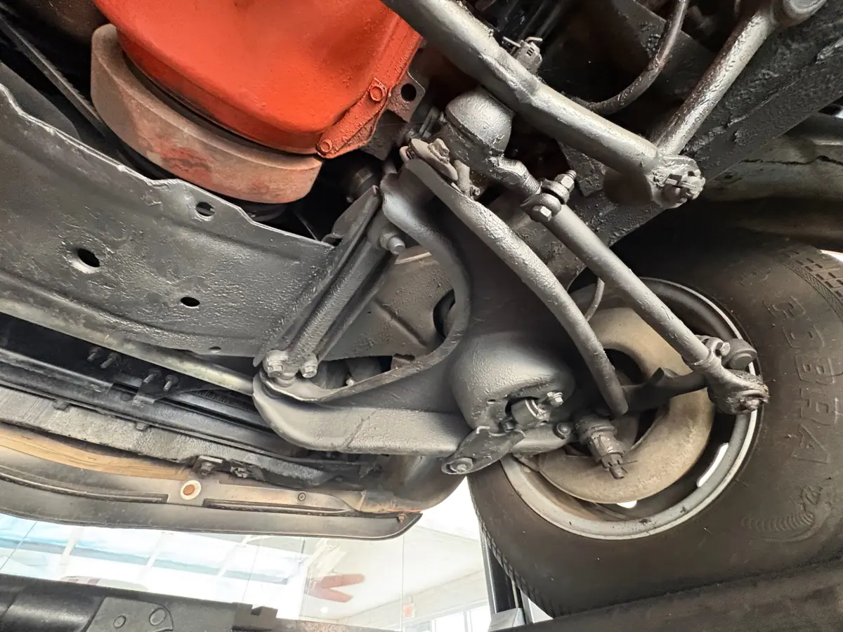 Vehicle photo 56