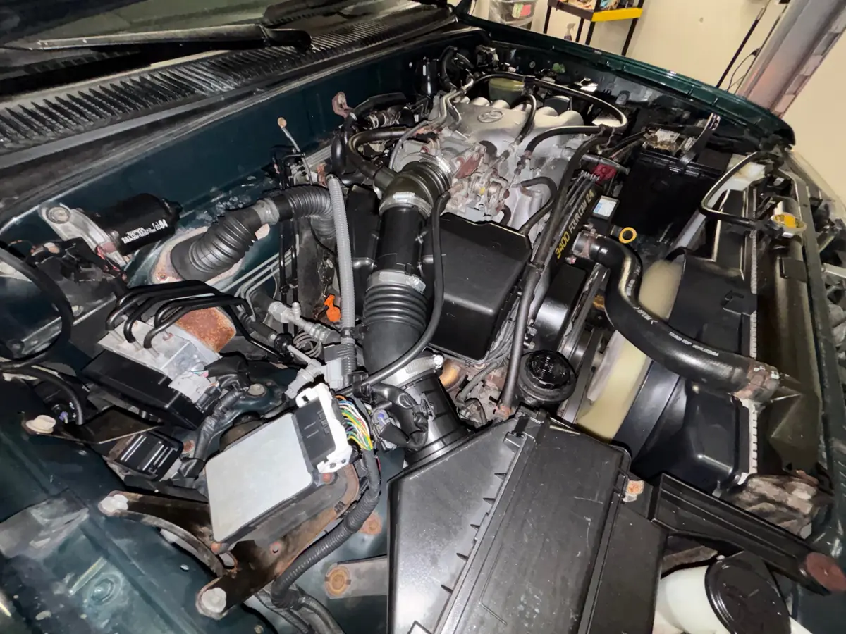 Vehicle photo 15