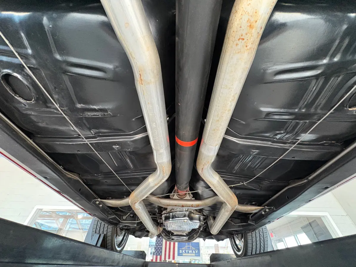 Vehicle photo 56