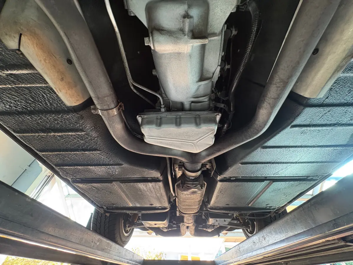 Vehicle photo 50