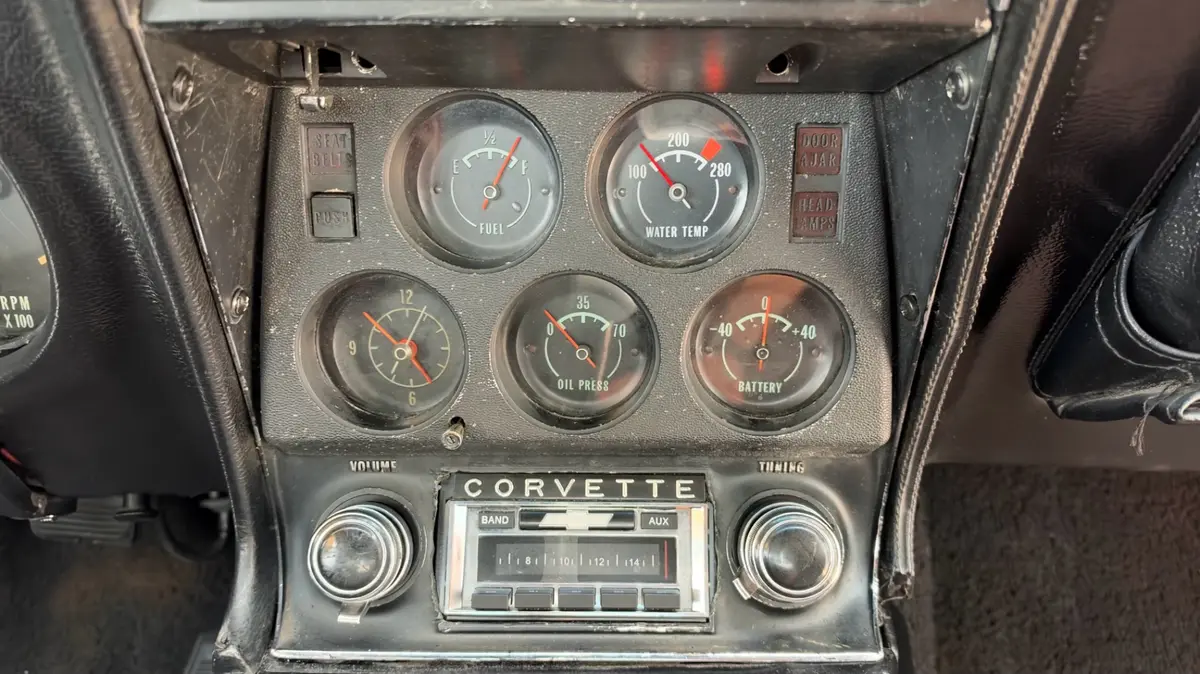 Vehicle photo 42