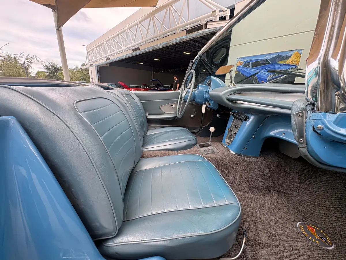 Vehicle photo 39