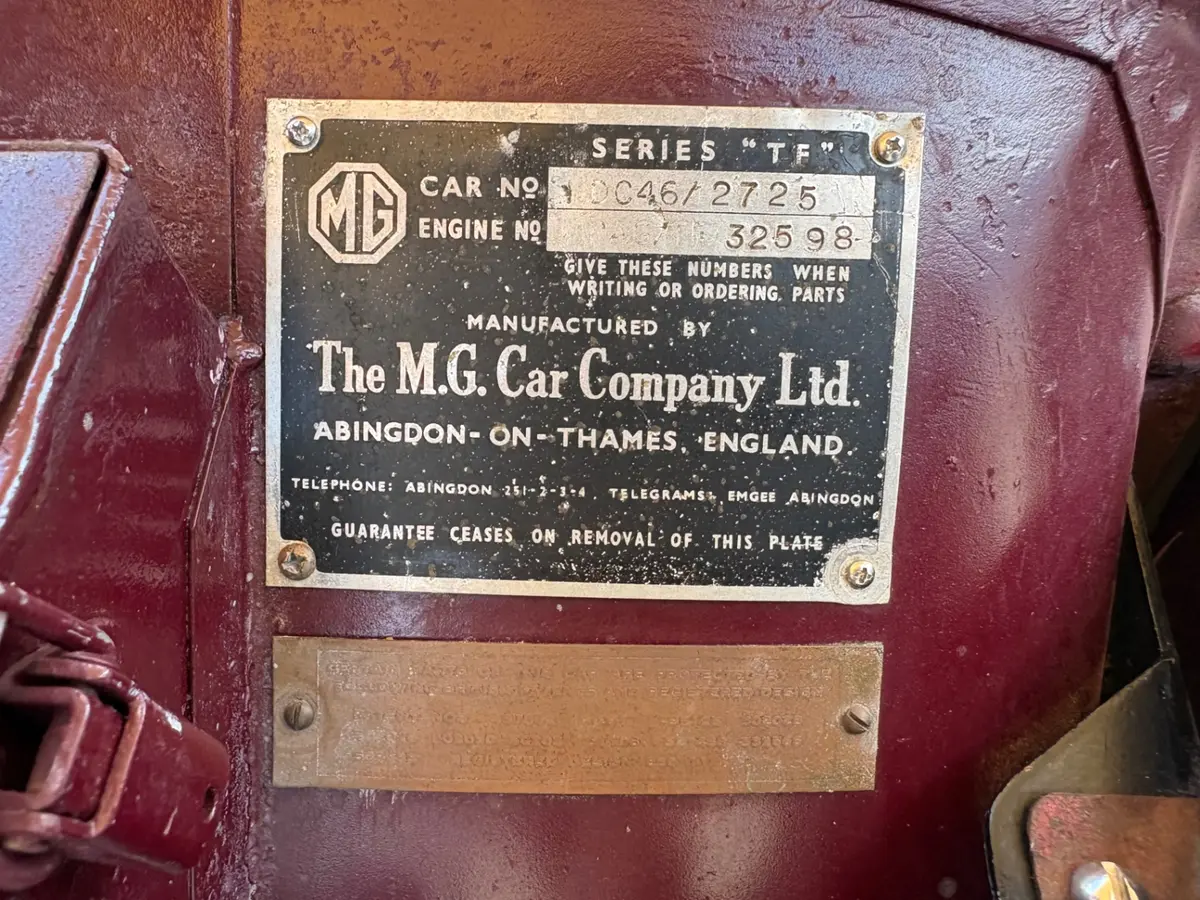 Vehicle photo 30
