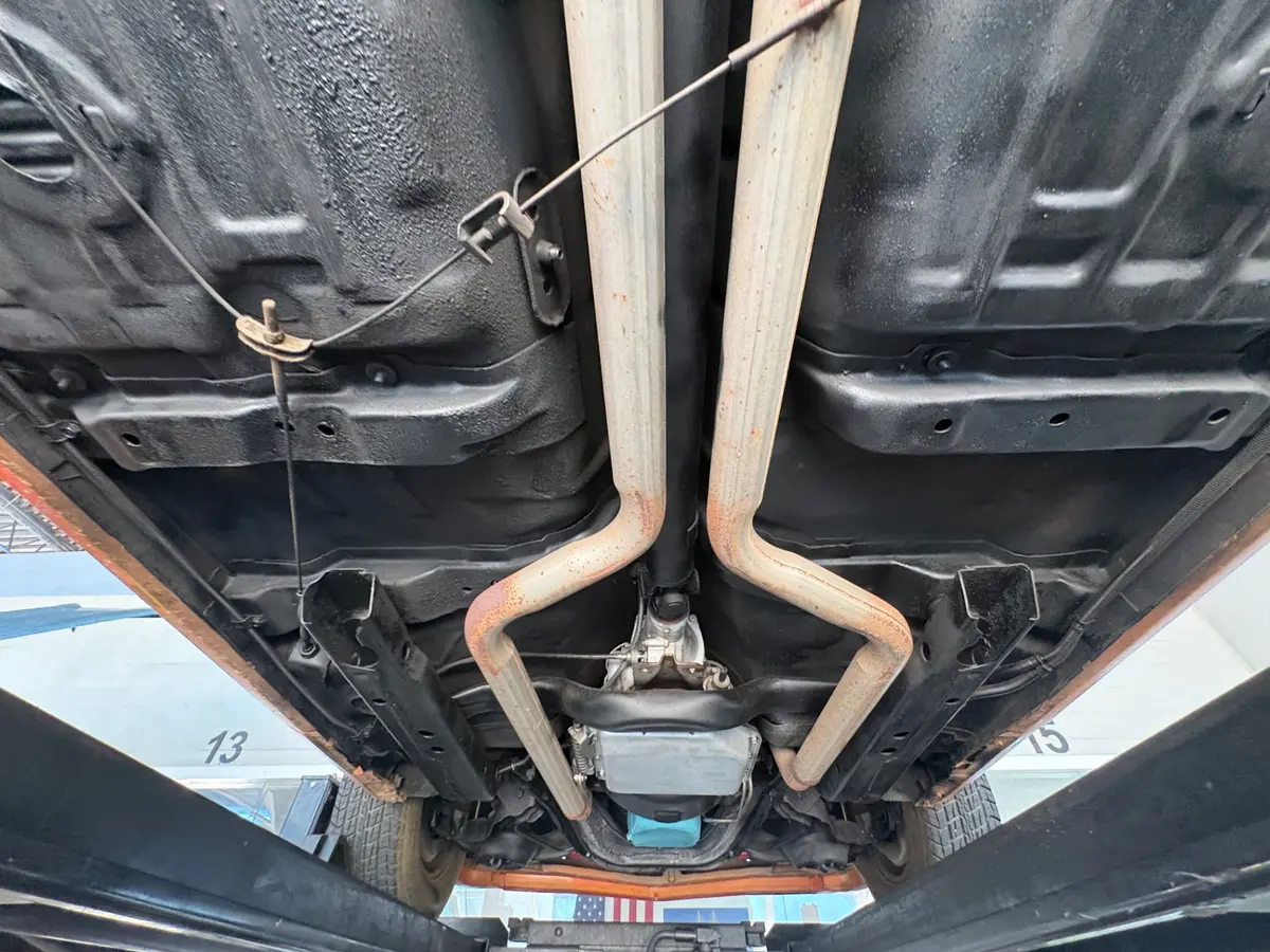 Vehicle photo 47
