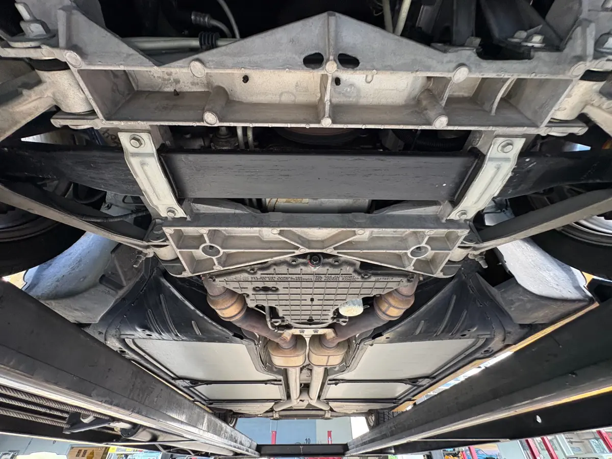 Vehicle photo 58