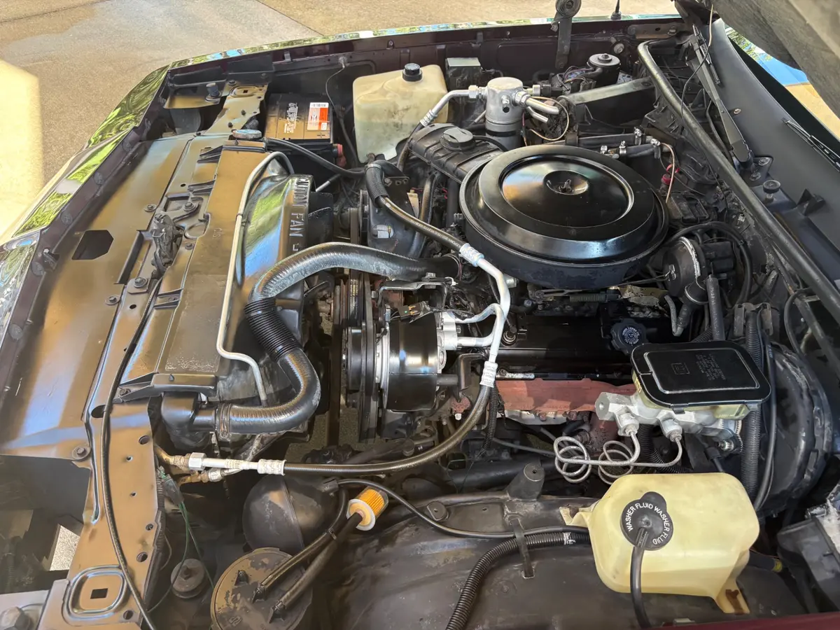 Vehicle photo 27