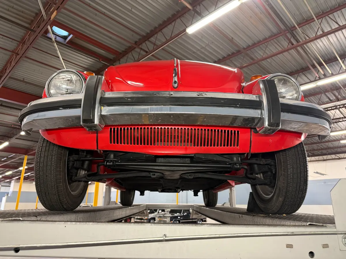 Vehicle photo 37