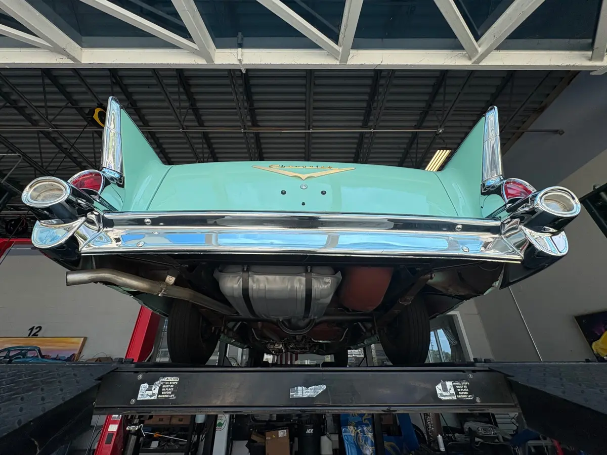 Vehicle photo 49