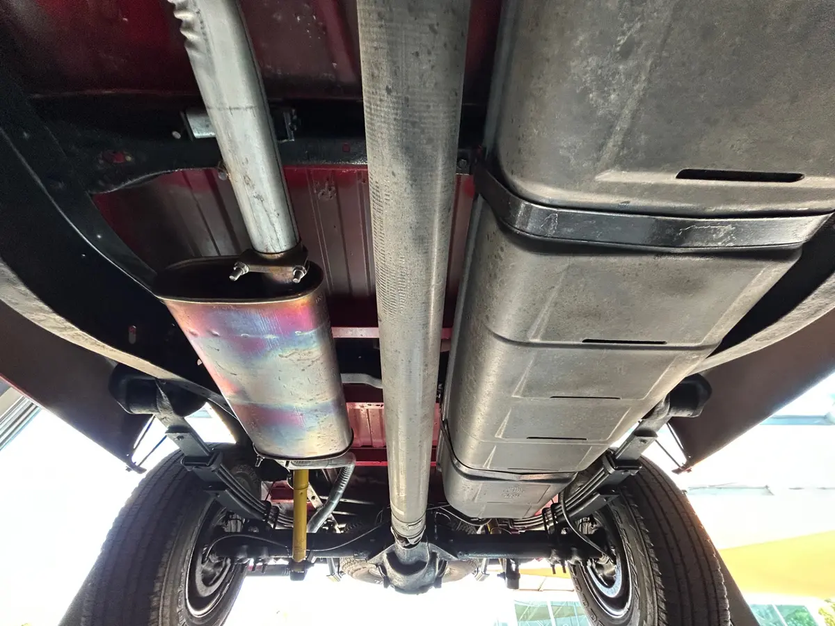 Vehicle photo 51
