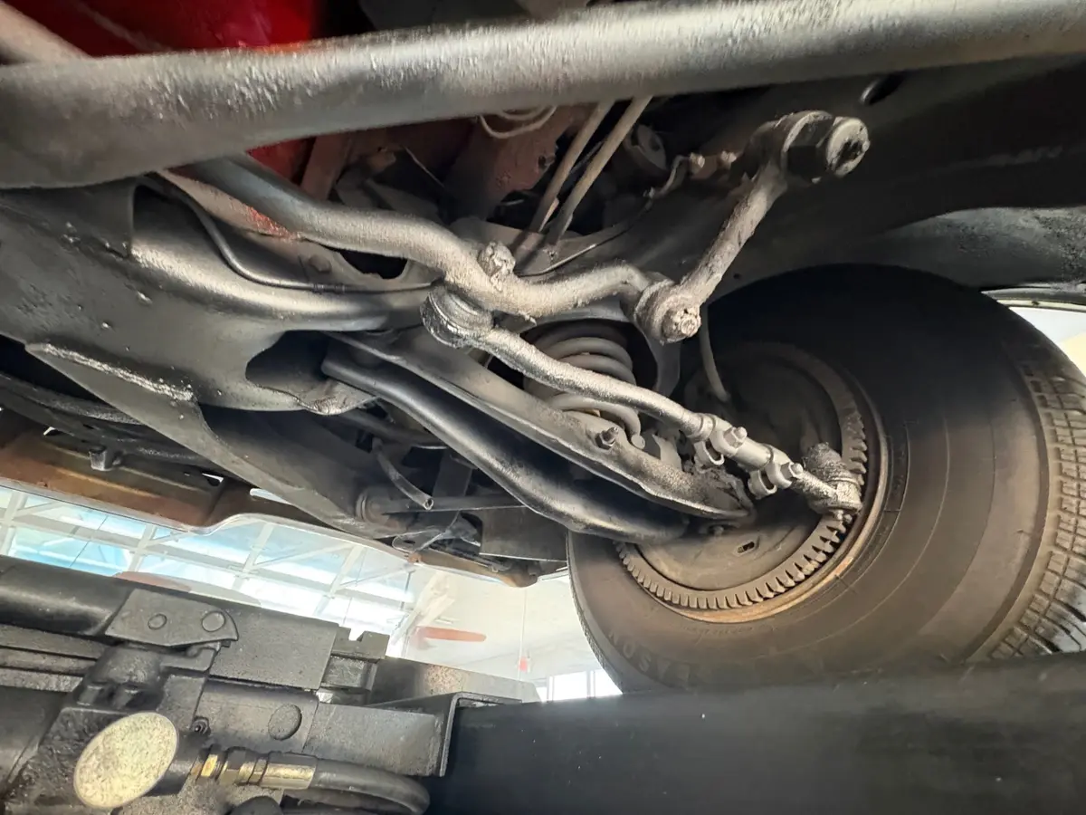 Vehicle photo 62