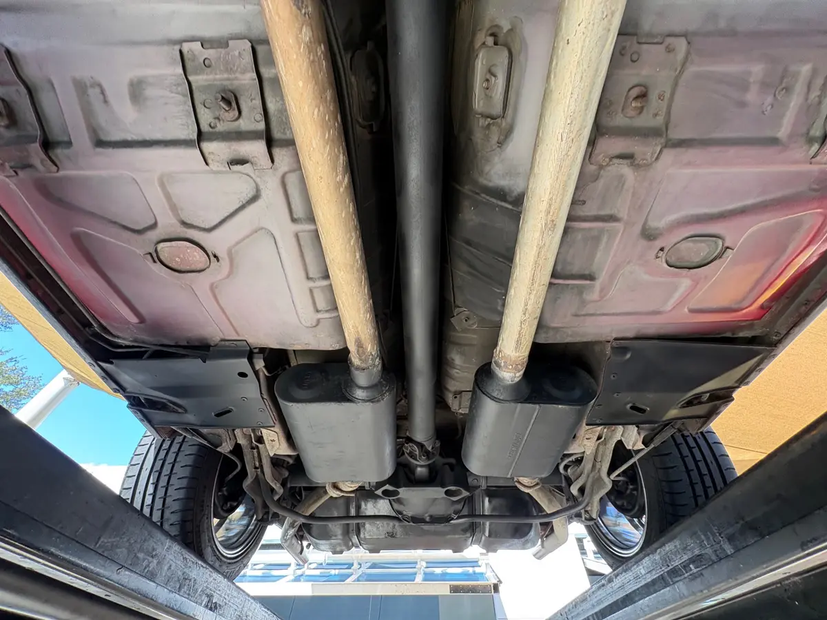 Vehicle photo 61
