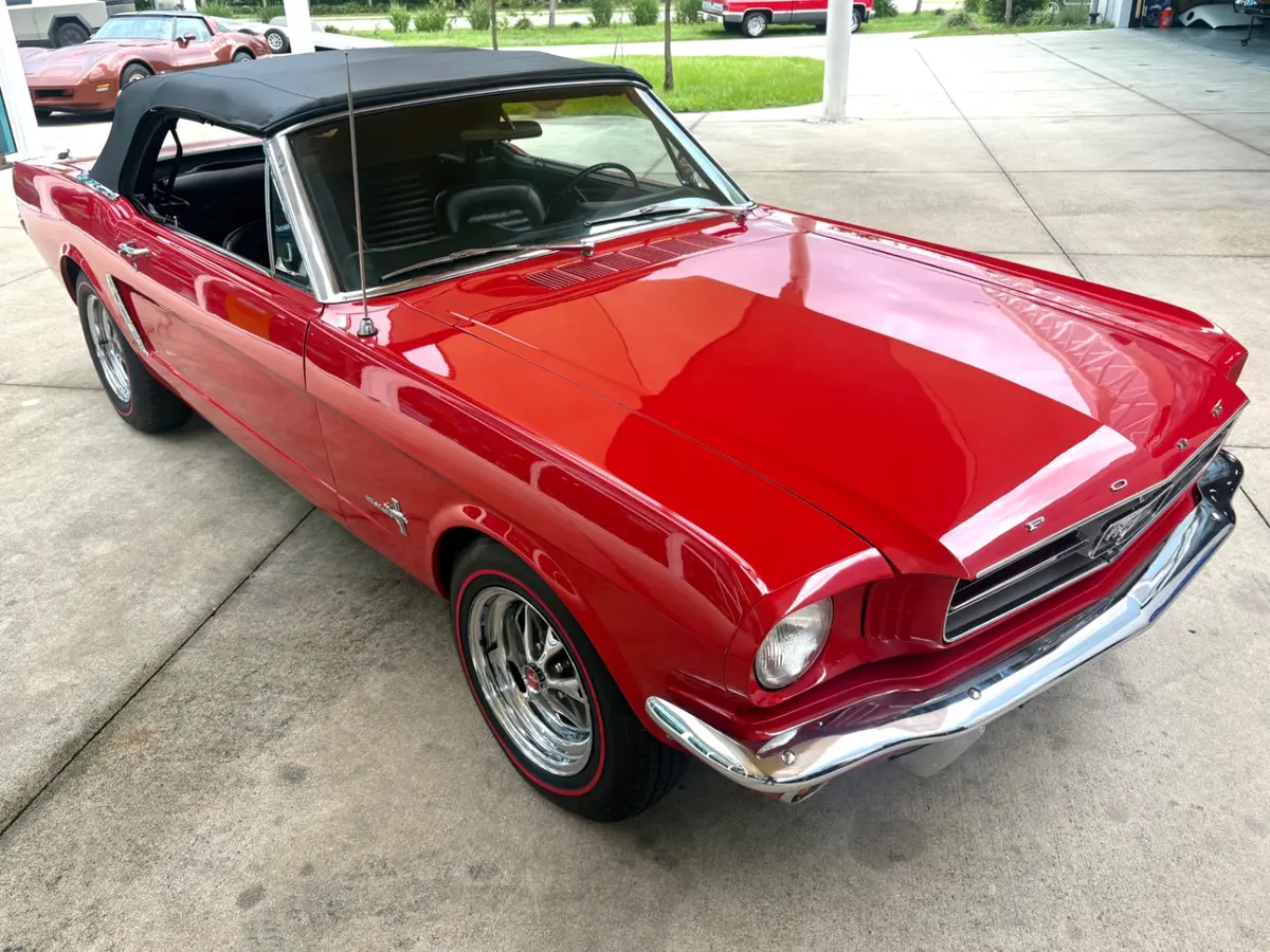Vehicle photo 21
