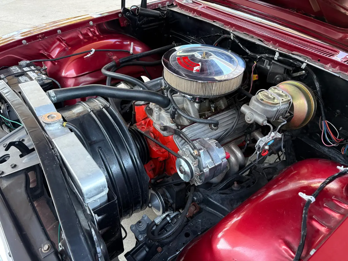 Vehicle photo 27
