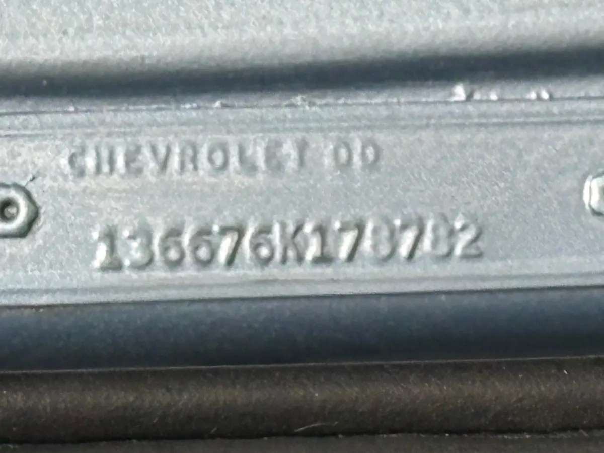 Vehicle photo 24