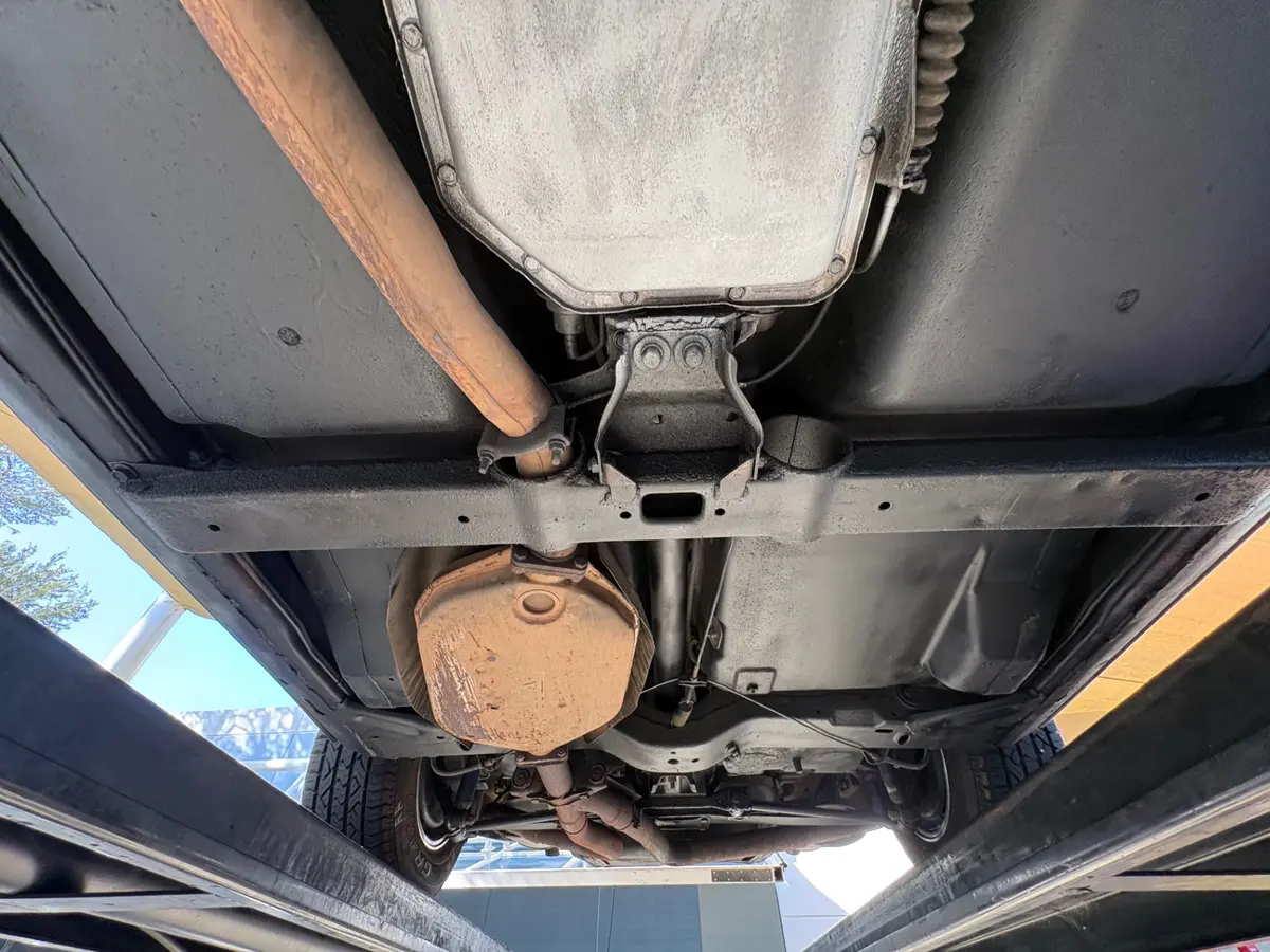 Vehicle photo 57