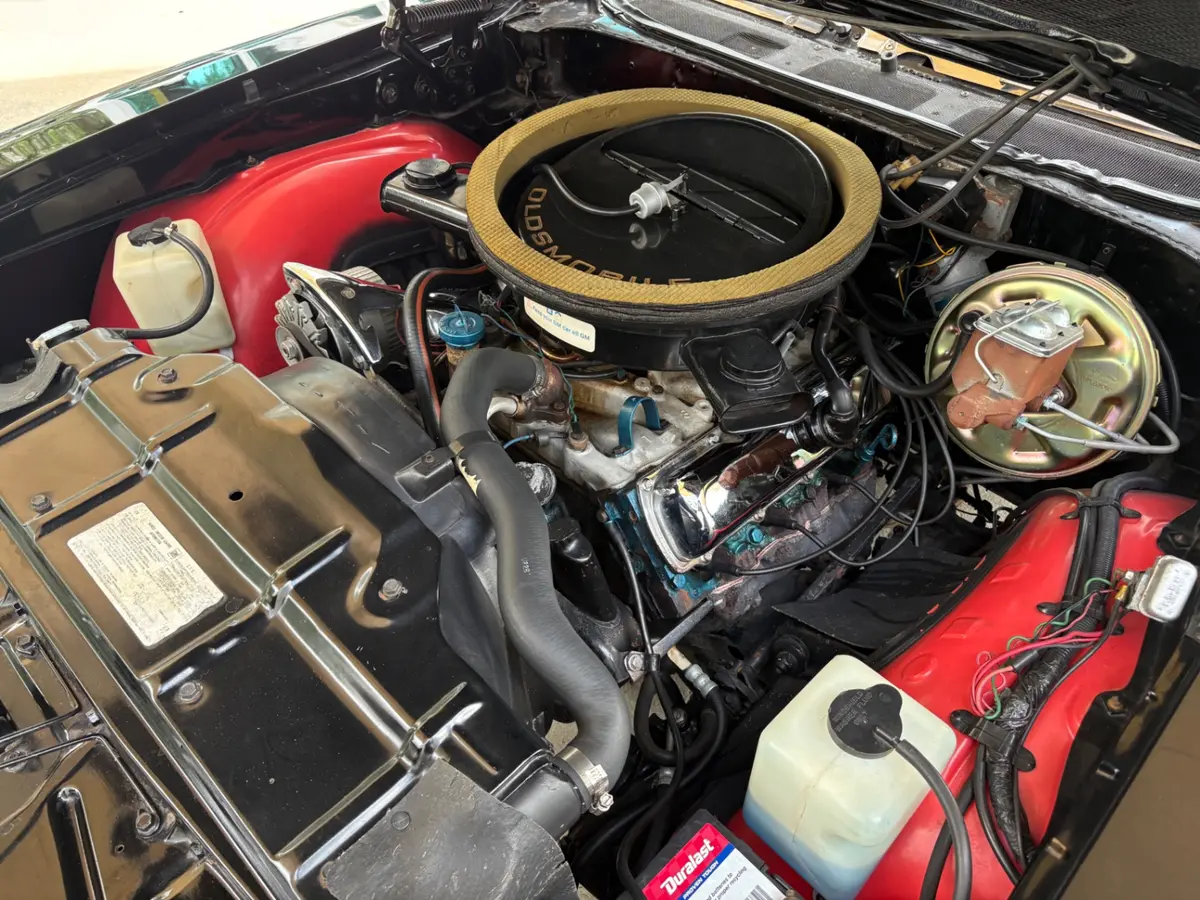 Vehicle photo 34