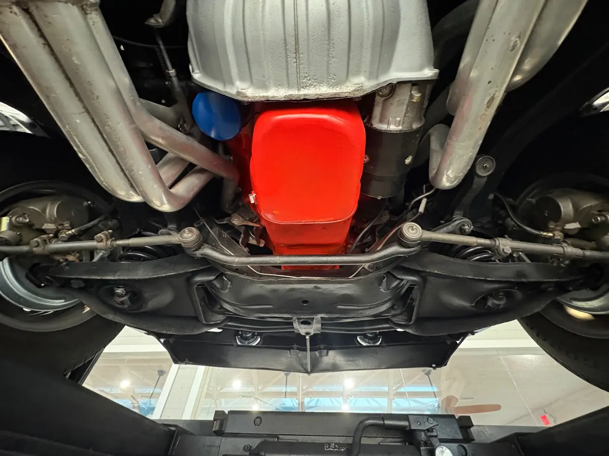 Vehicle photo 63