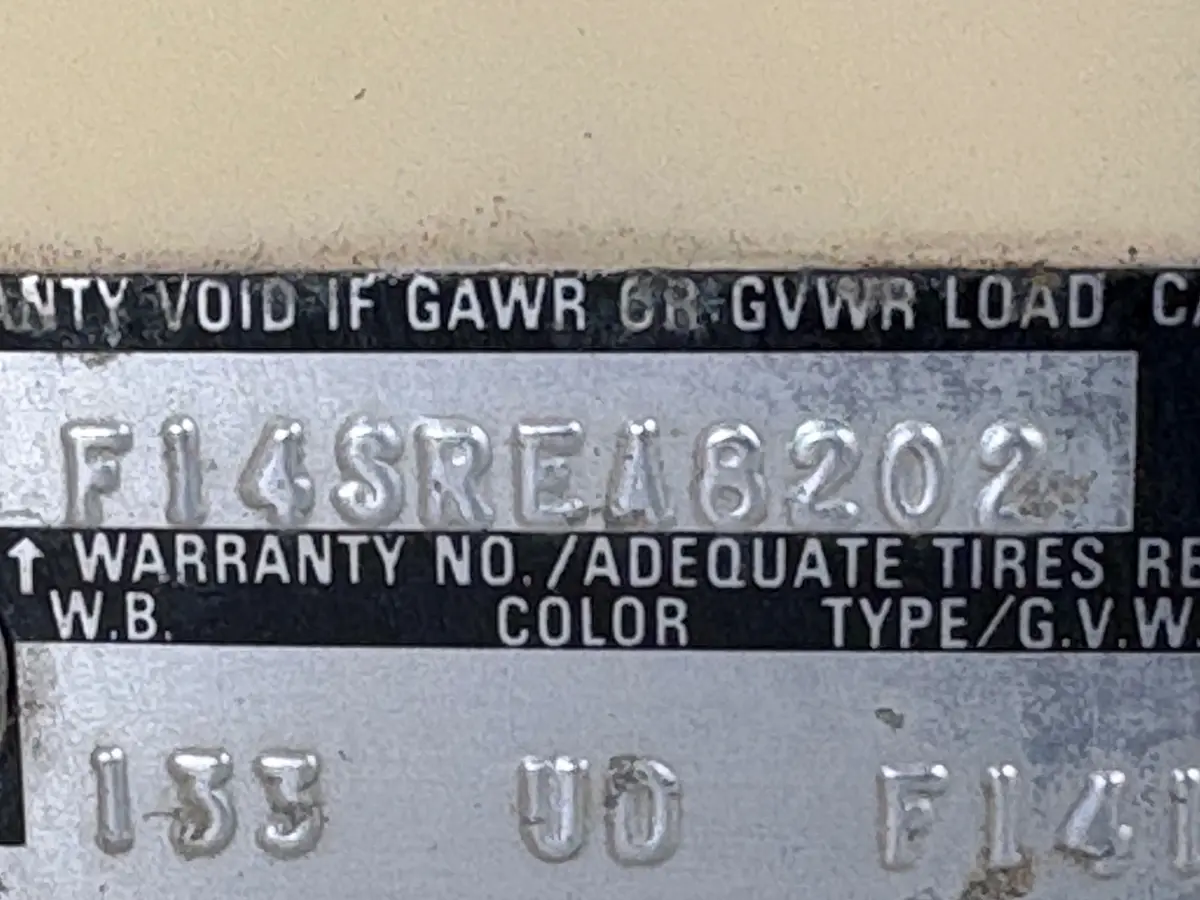 Vehicle photo 23