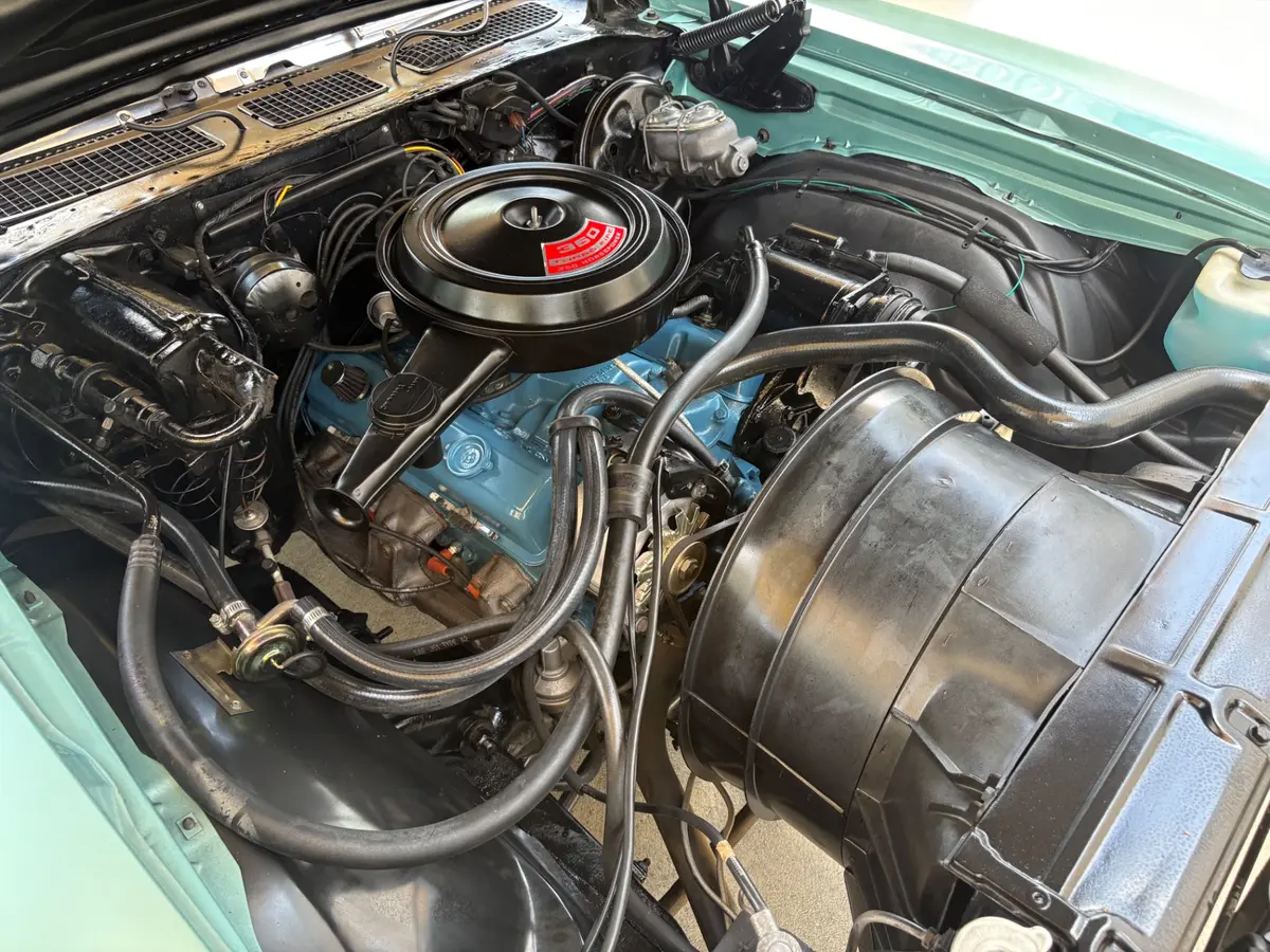 Vehicle photo 31