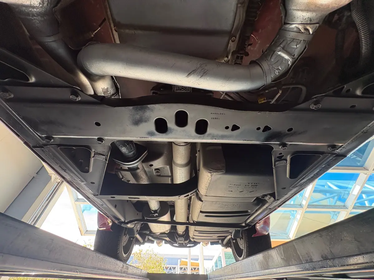 Vehicle photo 50