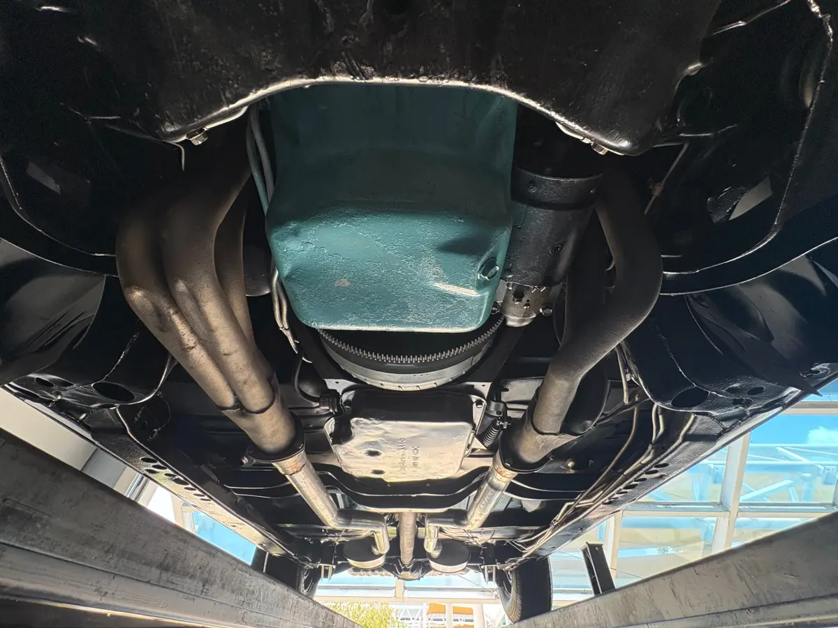 Vehicle photo 65