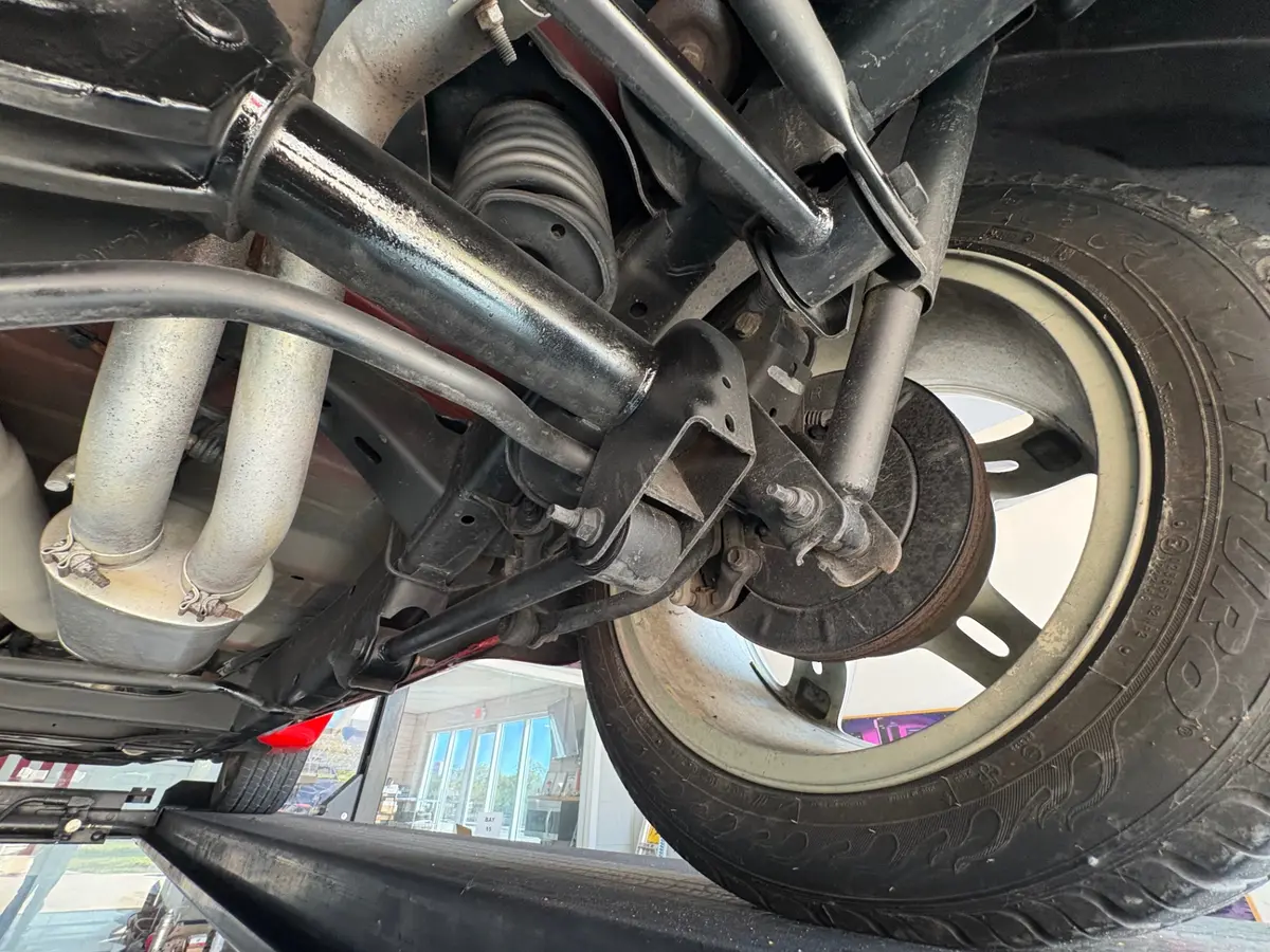 Vehicle photo 42