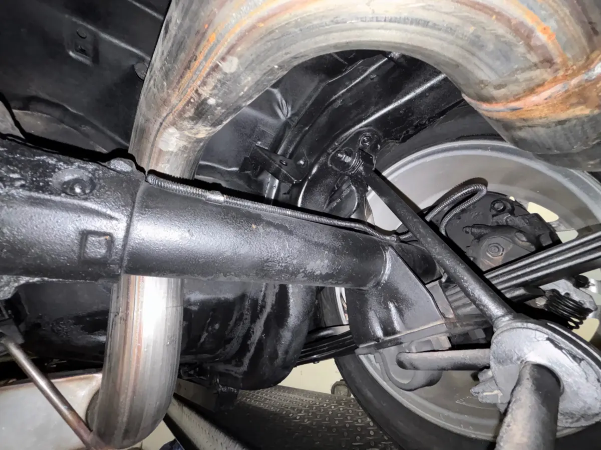 Vehicle photo 27