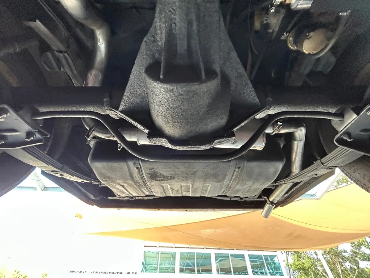 Vehicle photo 56