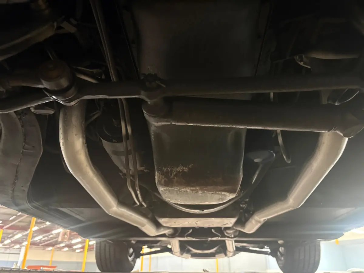 Vehicle photo 36