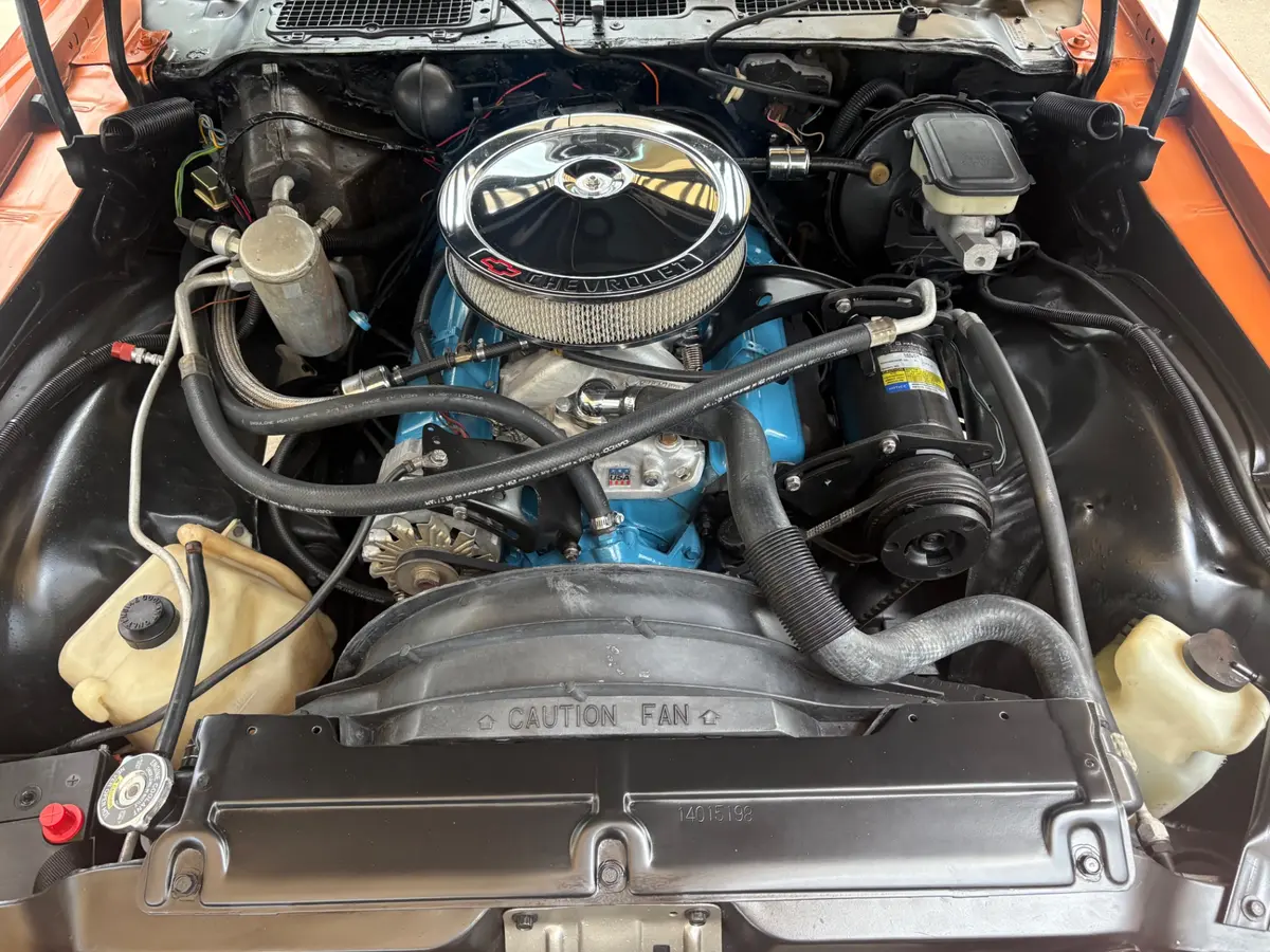 Vehicle photo 27