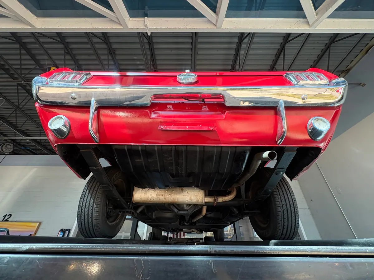 Vehicle photo 42