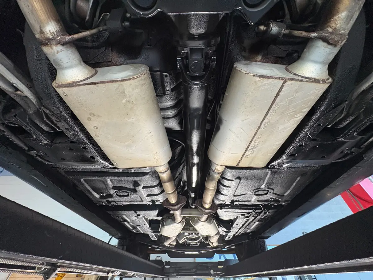 Vehicle photo 51