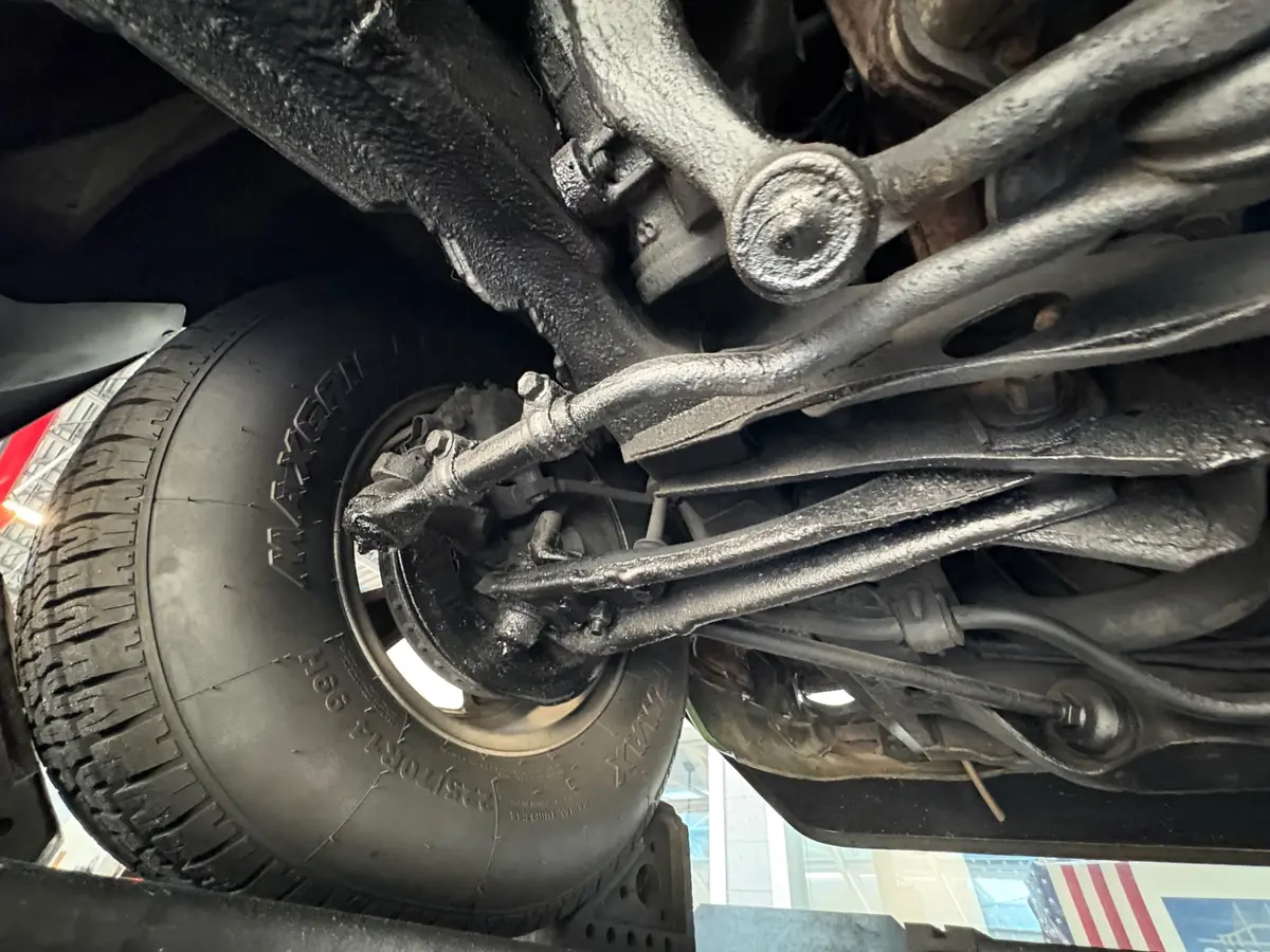 Vehicle photo 56