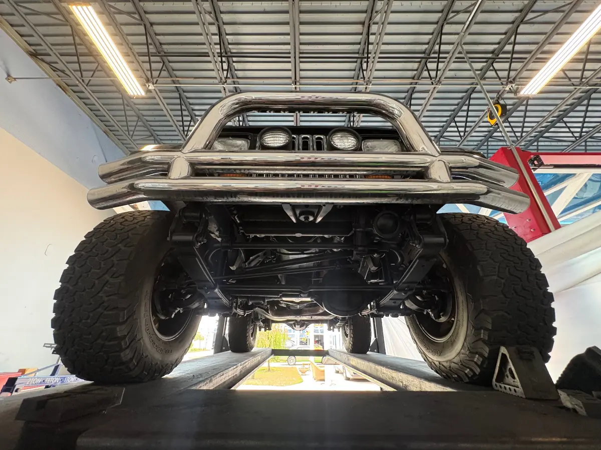 Vehicle photo 51