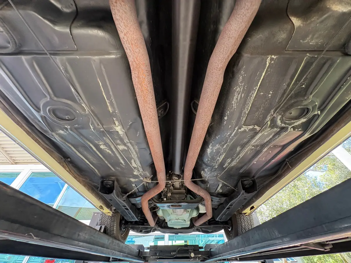 Vehicle photo 50