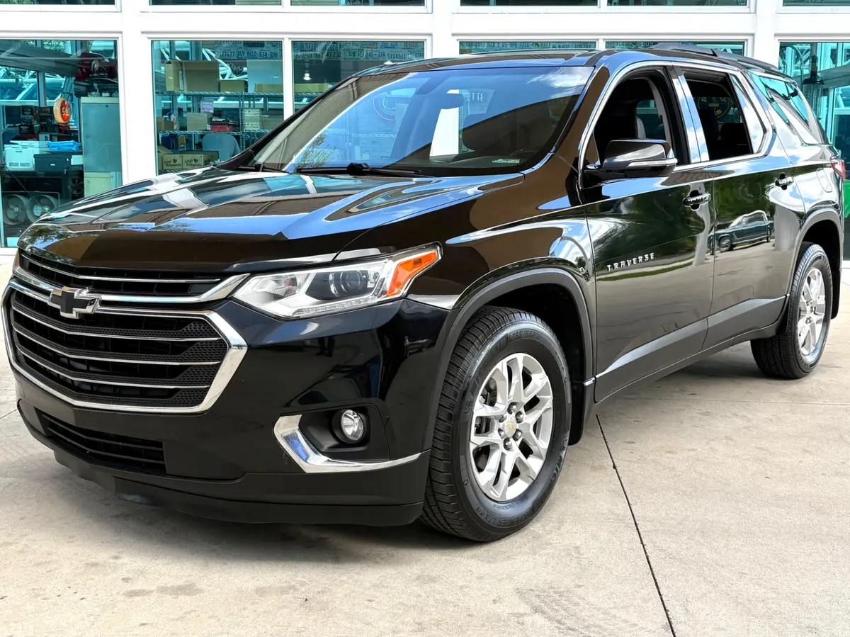 Vehicle photo 1