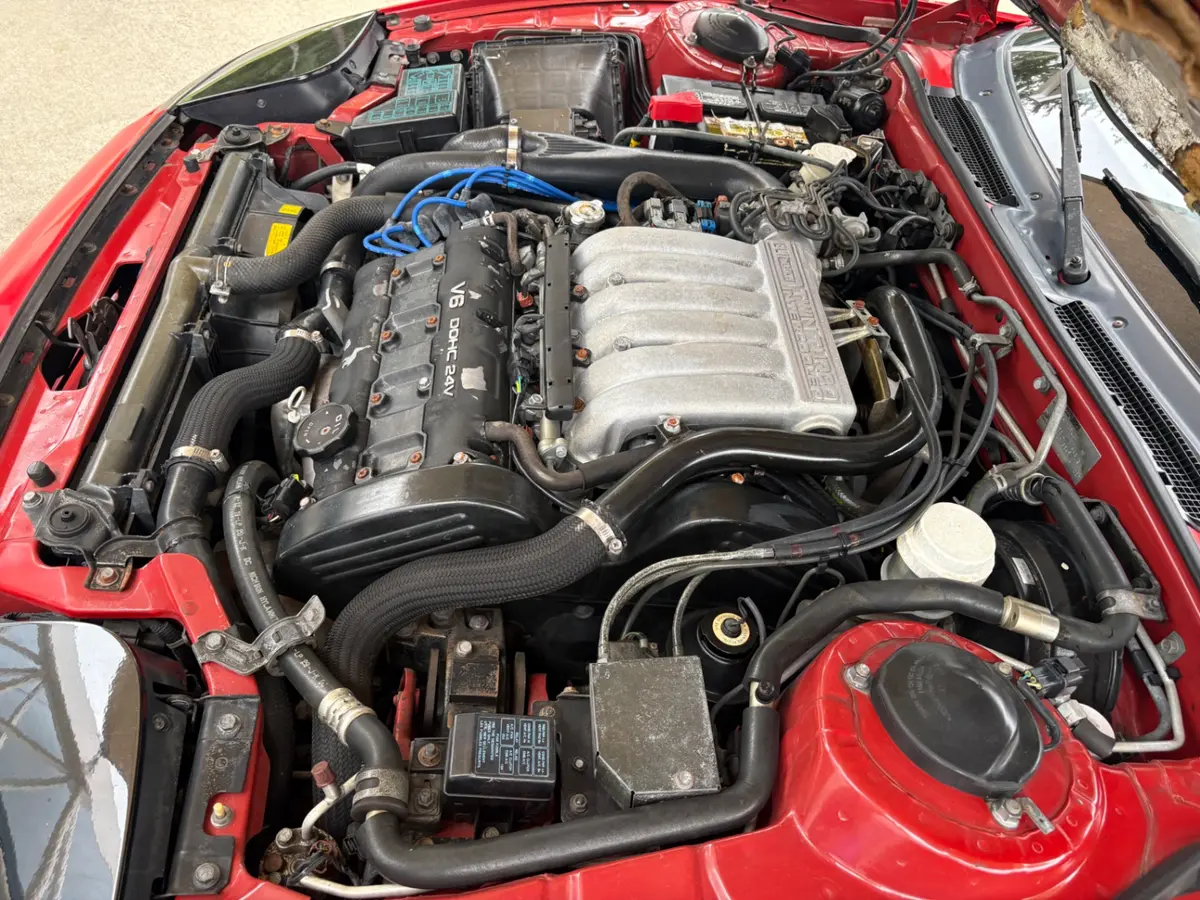Vehicle photo 32