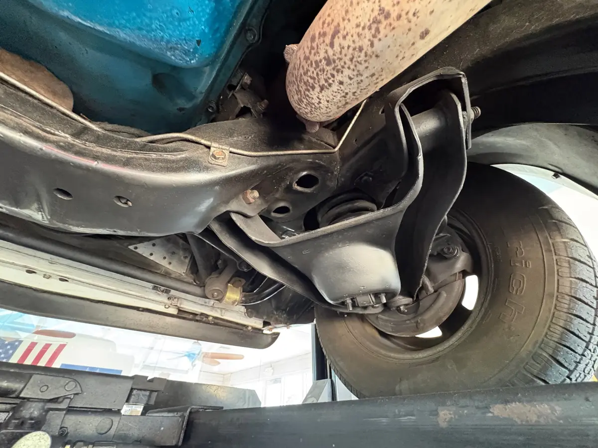 Vehicle photo 53